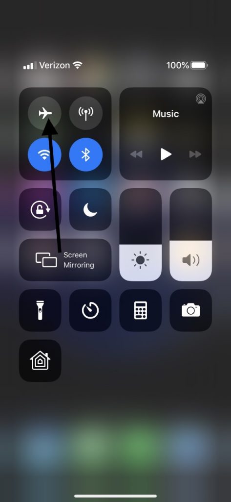   ペアリングではなく、Apple Watch用の飛行機モード